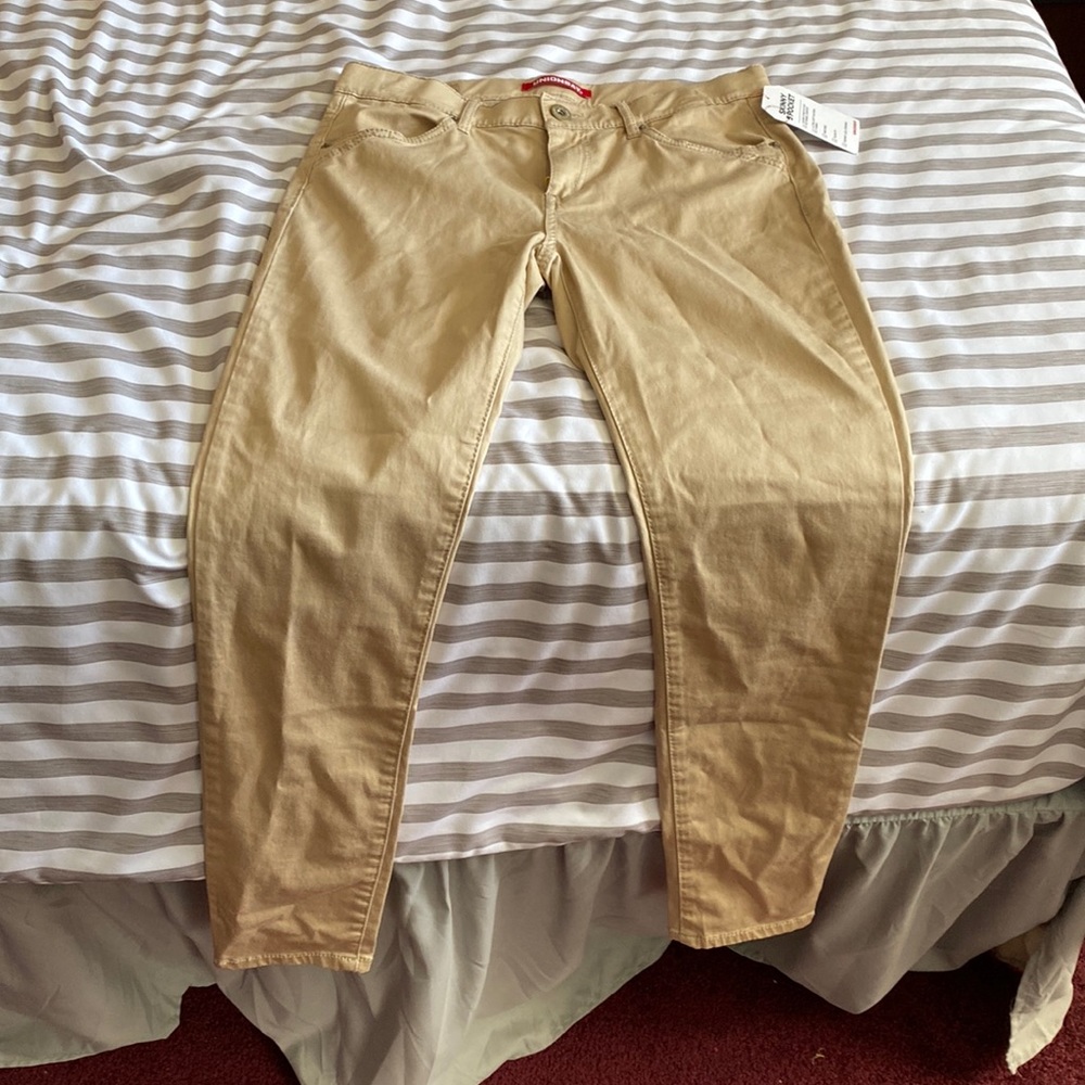🌸 NWT Union Bay khaki pants